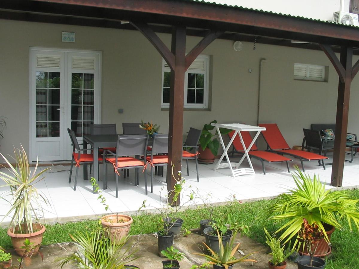 Petit Paradis Apartment Morne la Valeur Exterior photo
