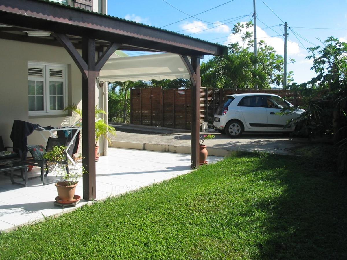 Petit Paradis Apartment Morne la Valeur Exterior photo